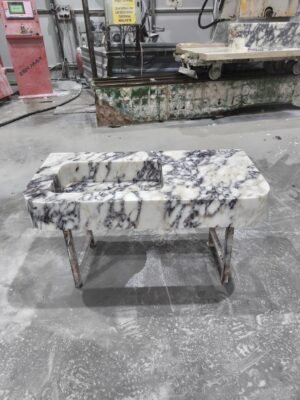 Calacatta Viola Marble Sink: Handmade Purple Veined Vanity - Luxury Interiors